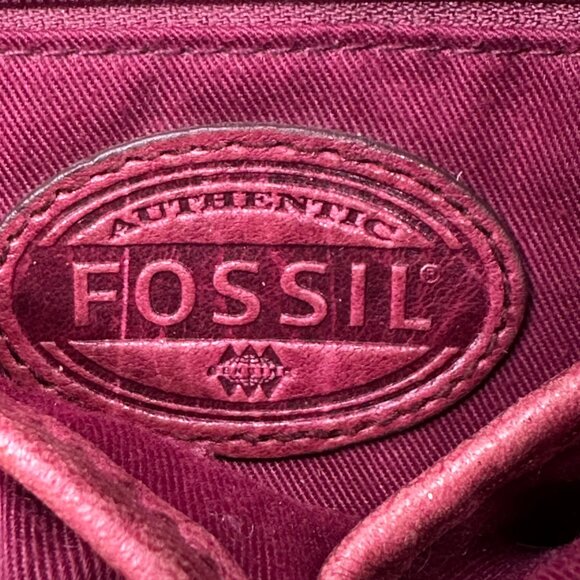 Fossil Red Leather Crossbody Purse 1954 Adjustable Strap Brass Accents READ - Picture 5 of 15